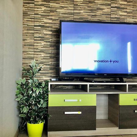 Avelov Art Apartment Burgas Stad Buitenkant foto
