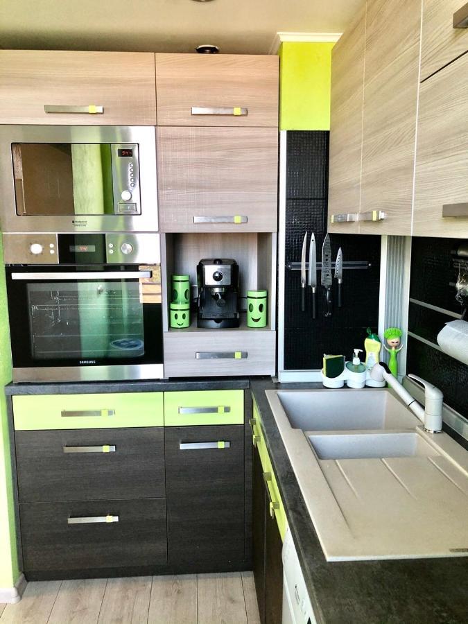 Avelov Art Apartment Burgas Stad Buitenkant foto
