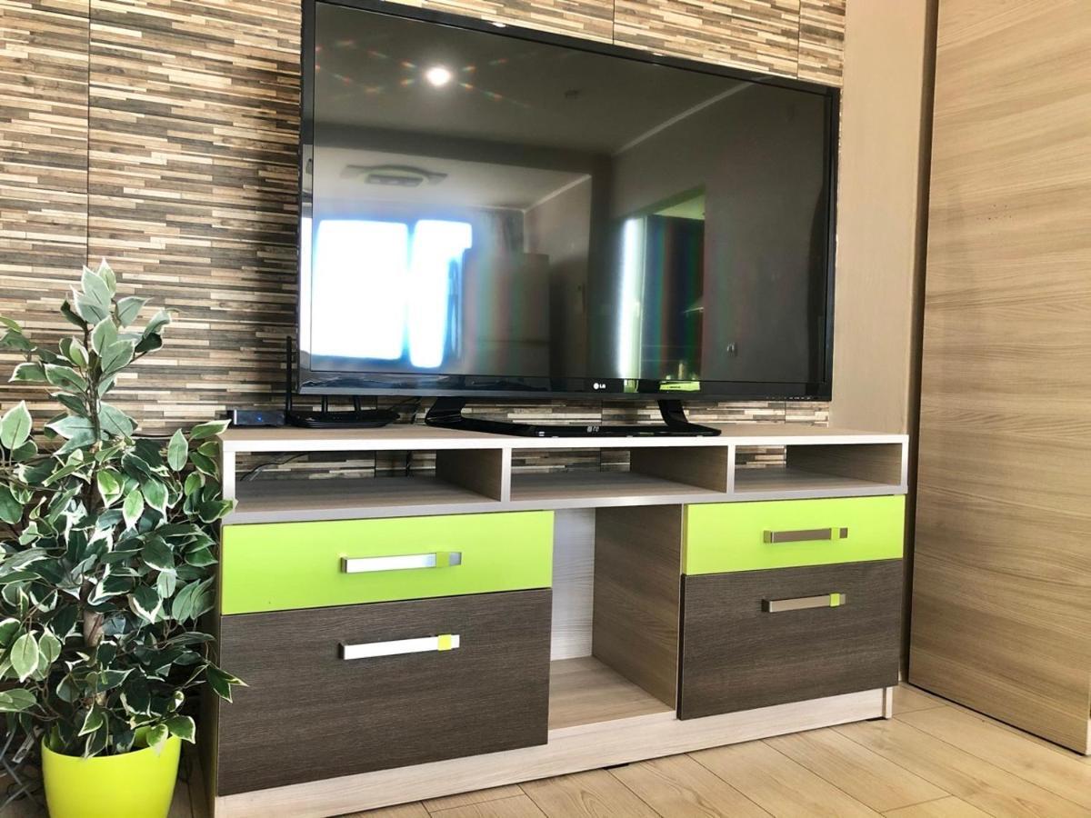 Avelov Art Apartment Burgas Stad Buitenkant foto